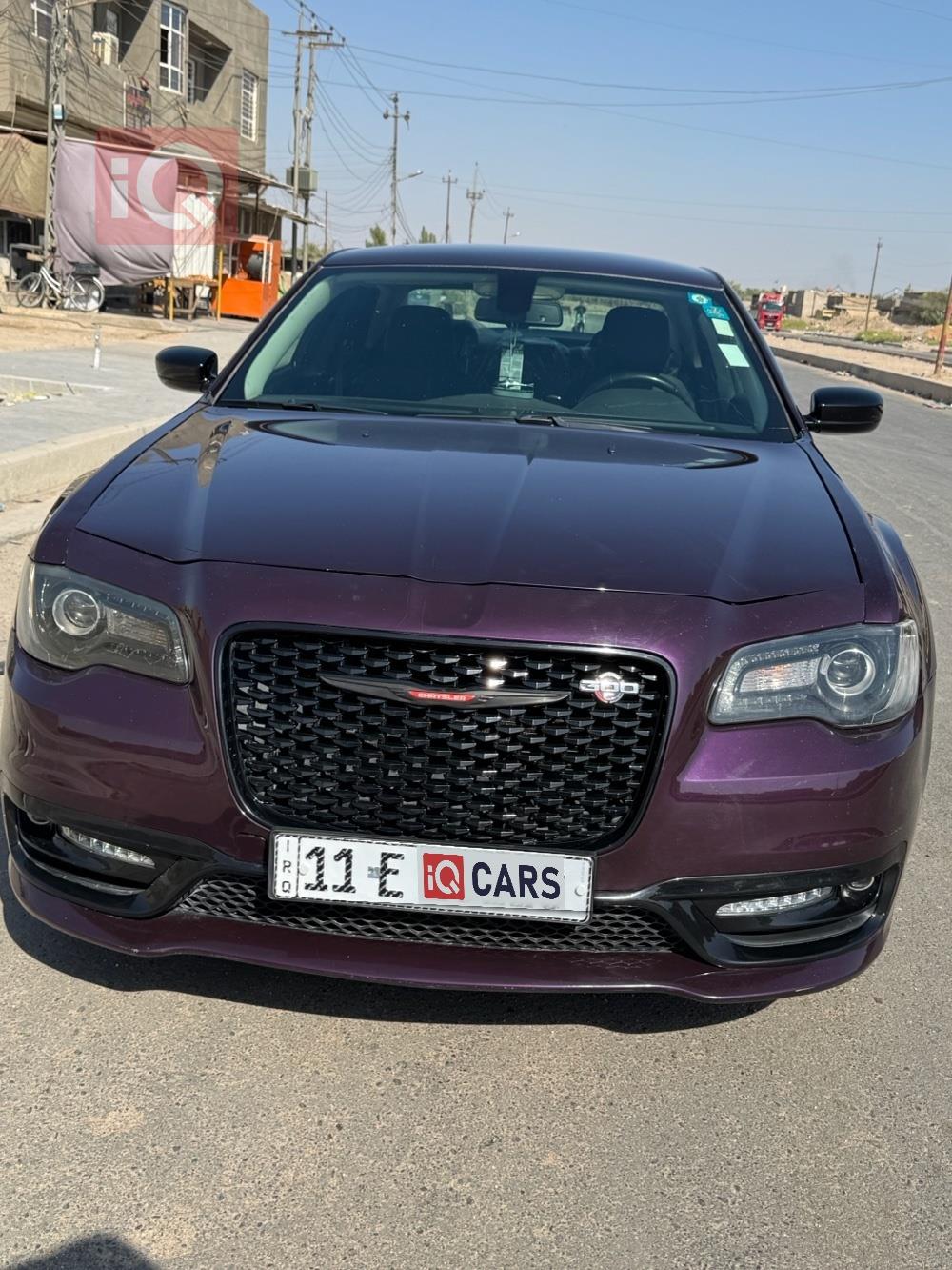 كرايسلر 300